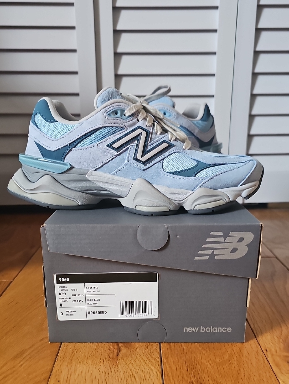 New Balance 9060 Light Blue Casual Sneakers Mens 6.5 Womens 8